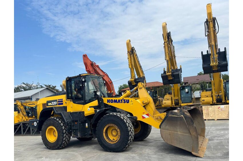 WA 320-8