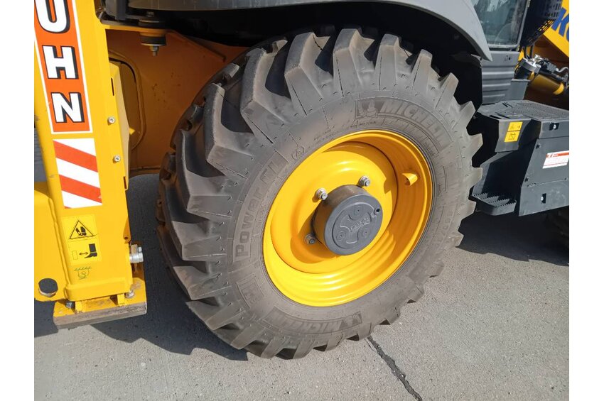 WB 97 S-8